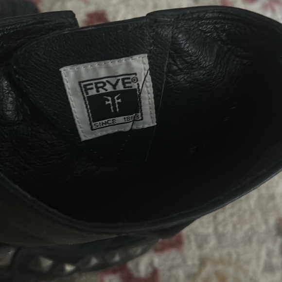 Womens Studded Frye Boots NEW - Picture 3 of 6